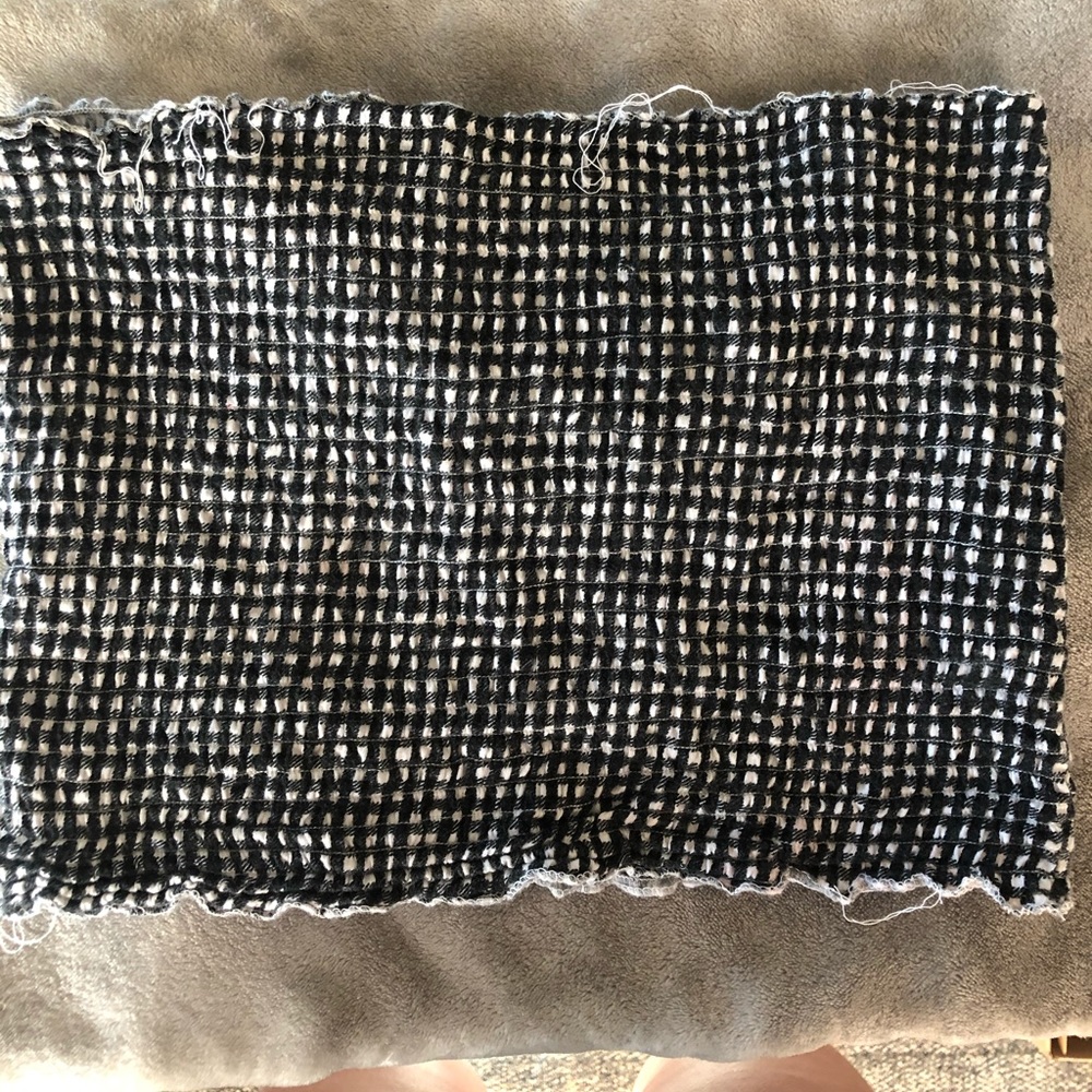 🤍black and white tupe top🤍